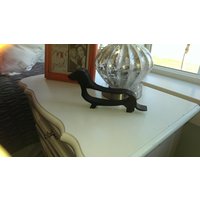 Dackel-Schreibtisch-Miniatur von SilversunDesignsCNC