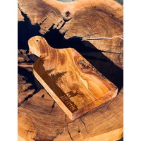 Personalisiertes Kleines Deko Vesperbrett Olivenholz Hirsch Gravur Für Jäger, Holzbrett Mit Wunschtext, Name Griff Waidmannsheil Spruch Jagd von SimonsCraft