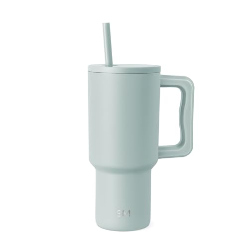 Simple Modern Thermobecher mit Strohhalm und Griff | Isolierter Edelstahl-Trinkbecher Eiskaffee-Reisebecher | Geschenke für Frauen und Männer | Trek | 890ml | Sea Glass Sage von Simple Modern