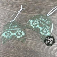 Schwimmen Ornament | Ausschnitt Gravierte Schwimmer Team Weihnachtsgeschenk von SimpleSentimental