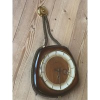 Antike Uhr Wanduhr Kordeluhr Mit Gong Haid Braun Holz Schlüssel Dekoration von SimplyOdd2014