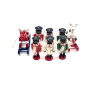 Vintage Handgemachte Hölzerne Nussknacker Ornamente, Deutsche Weihnachtsdekoration Vintage Handgemachte Hölzerne Nussknacker Ornamente, Deutsche Weihnachtsdekoration von SineLineaStudio17