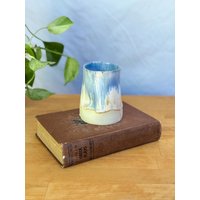 Lavendel Glasur Daumentasse | Handgemachter Keramik Becher Getöpferte von SinneramicsStudio
