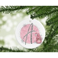 Gonk Gonks Weihnachten Personalisierte Rosa Kinder Weihnachtsgeschenk Andenken Neuheit Christbaumkugel Baum Xmas Sohn Mama Freundin Papa Tochter von SisterSarcastic