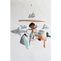 Surf Baby Mobile, Strand Surfer Boy Mobile von SistersBabyLand