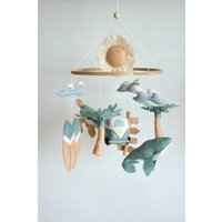 Surfen Baby Mobile, Boho Strand Kinderzimmer Dekor, Ozean Mobile von SistersBabyLand