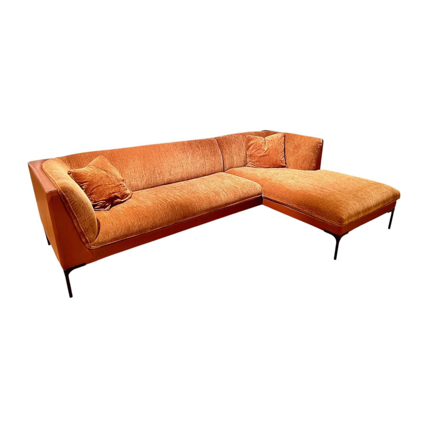 Ecksofa Frej Stoff Chenille Und Echtleder Cognac Orange Braun Winkelfüße Metall ... Ecksofa Frej Stoff Chenille Und Echtleder Cognac Orange Braun Winkelfüße Metall ... von Sits