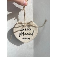 10 Stück Elegante Hochzeitsverzierung Personalisiertes Geschenk Mit Namen Datum Besonders Angefertigt Liebessymbol Hochzeitsgeschenk Personalisierte von SiuStudio