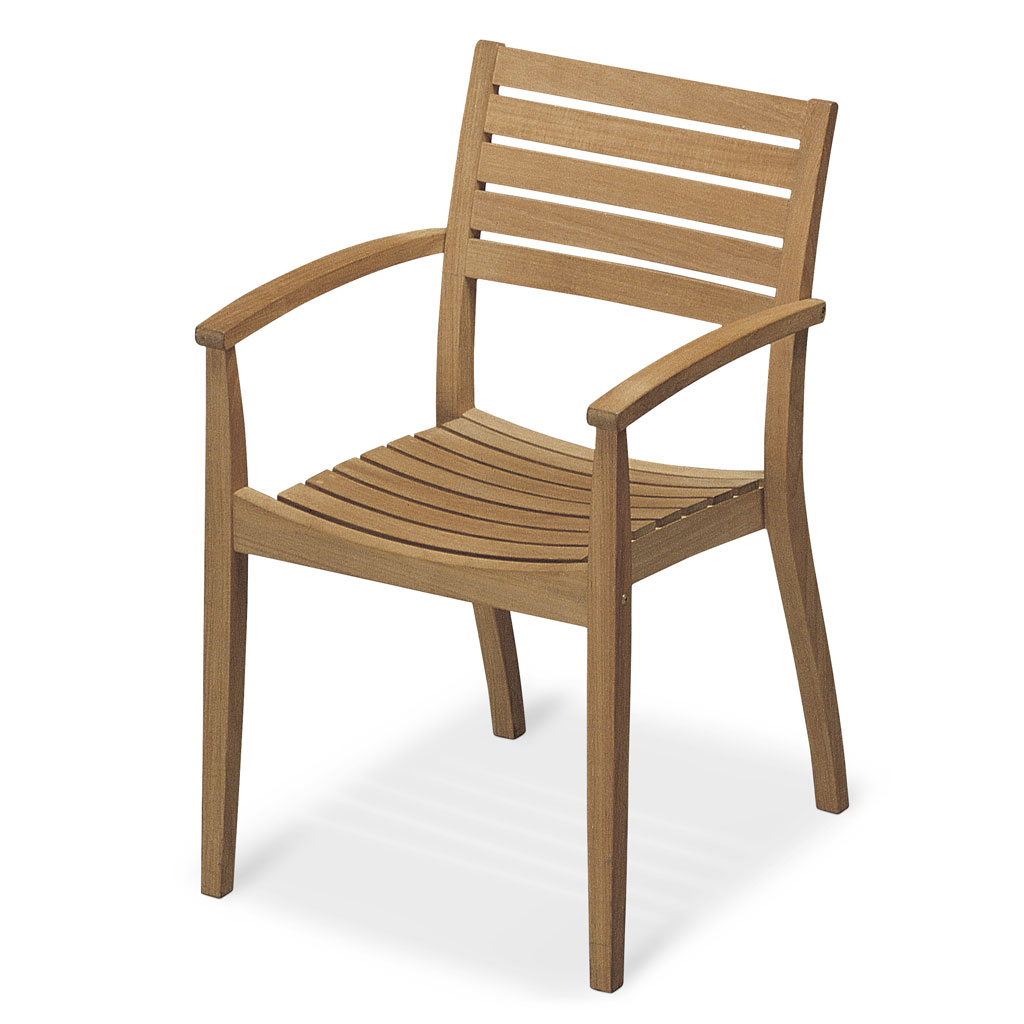 Skagerak - Ballare Chair - stapelbarer Teak Gartenstuhl mit Armlehnen von Skagerak by Fritz Hansen