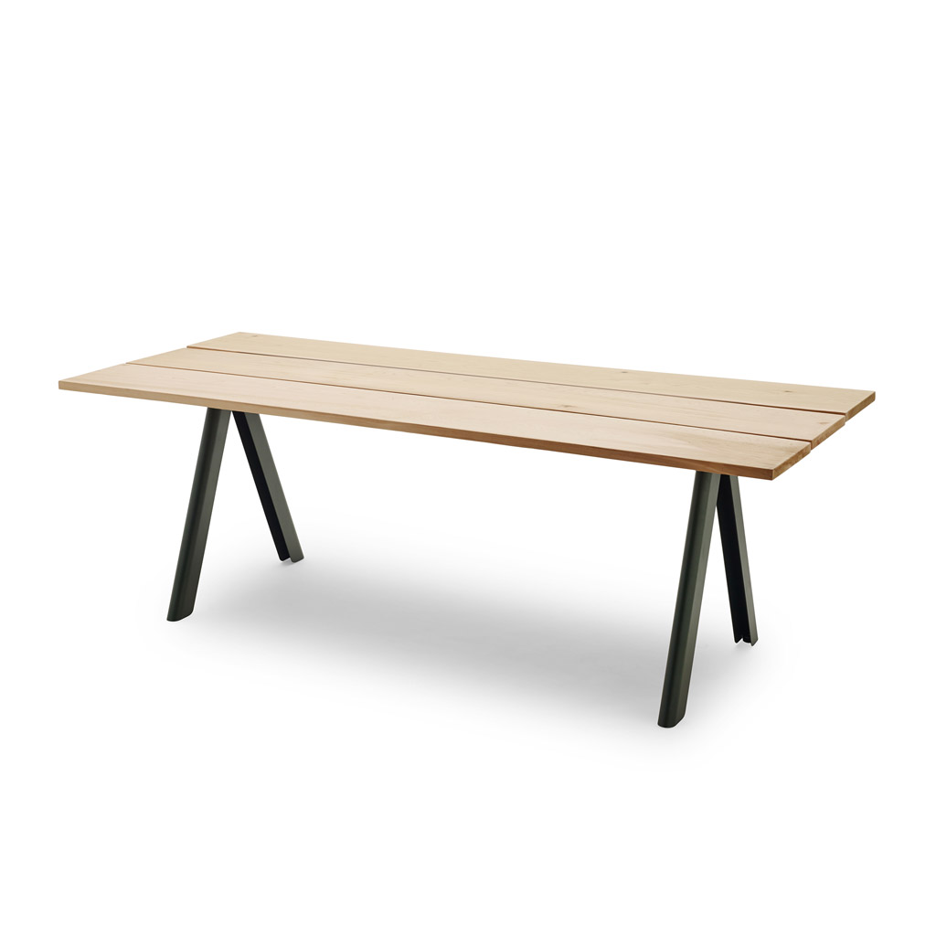 Skagerak - Overlap Table -  großer Gartentisch aus Zedernholz & Stahl von Skagerak by Fritz Hansen