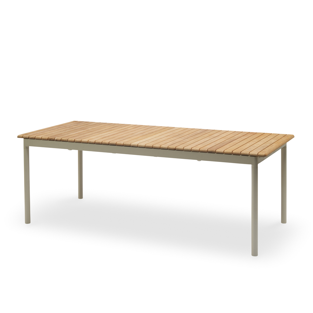 Skagerak - Pelagus Table - ausziehbarer Gartentisch aus Teakholz & Alu von Skagerak by Fritz Hansen