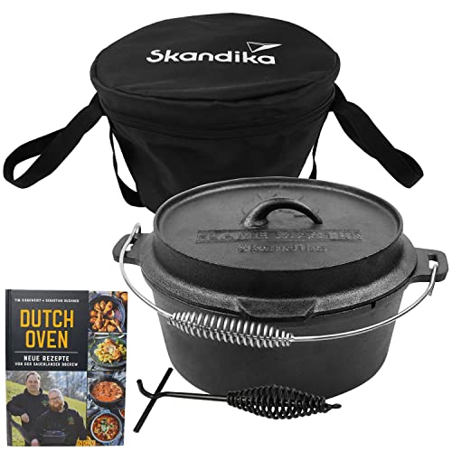 Skandika Dutch Oven Flame Master 13,8 L | Gusseisen Topf zum Kochen, inkl. Rezeptbuch der Sauerländer BBCrew, bereits eingebrannt, ohne Füße, Deckelheber, Tragetasche | Feuertopf für Grillen, Camping von Skandika