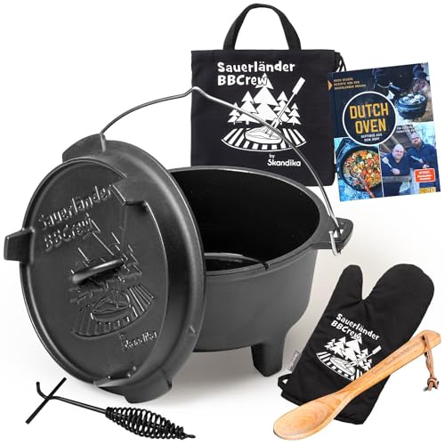 Skandika Dutch Oven der Sauerländer BBCrew 8 L | Gusseisen Topf mit Emaillierung inkl. Rezeptbuch, Deckelheber & Extras | Spülmaschinenfest | Mit Füßen | Feuertopf für Grillen, Camping Skandika Dutch Oven der Sauerländer BBCrew 8 L | Gusseisen Topf mit Emaillierung inkl. Rezeptbuch, Deckelheber & Extras | Spülmaschinenfest | Mit Füßen | Feuertopf für Grillen, Camping von Skandika