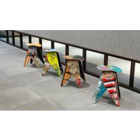 Recycelter Skateboard Hocker 18-Zoll-Upcycling-Kunstmöbel von SkateOrDesign