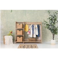 Montessori Garderobe, Holzmöbel, Offener Kleiderständer, Kleinkindgarderobe von Sklejkove