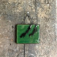 Grüne Kunstfliese, 45 X 35 Mm Grüne Kunstfliese, 45 X 35 Mm von SkobyPottery