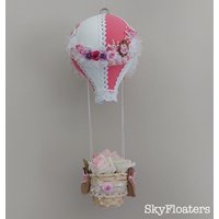 Einzelner Big Heißluftballon, Pastellfarbe, Dekoration Für Baby, Rosa Und Weiß, Babyparty Dekoration von SkyFloaters