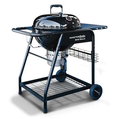 SnS Grills MasterKettle Holzkohlegrill und Smoker mit patentiertem Slow 'N Sear Deluxe-Einsatz, EasySpin Rost für Zwei-Zonen-Kochen und integriertem Tisch, Low 'N Slow Smoking und BBQing - Schwarz von Slow 'N Sear