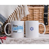 Happy Challah Hanukkah Kaffeetasse von SmallFishCrafts