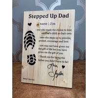 Personalisierte Stepped Up Dad Wand Oder Regal Kunst von SmallFishCrafts