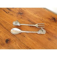 Vintage Hase Hasen Servierlöffel Und Gabel 33 cm Aluminium Gegossen Salat Set von SmallPotatoVintage