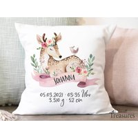 Kissen Bezug Namenskissen Geburt Geschenk Personalisiert Blumen Reh Aquarell von SmallTreasuresDE