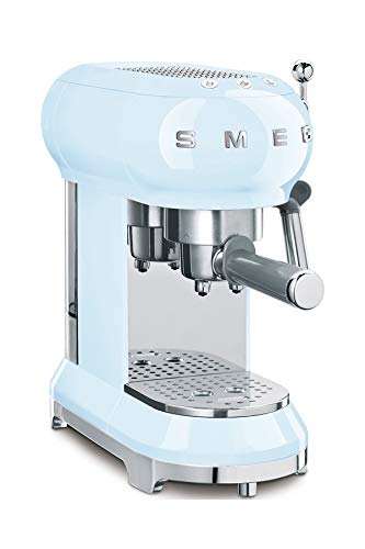 Smeg, ECF01PBEU Manual Espresso -Maschine, Cappuccino -System, Thermoblock, große Tassengehäuse und Doppelkaffeefunktion, 1 l Wassertank, kompakte Abmessungen, 1350W, Pastellblau von Smeg