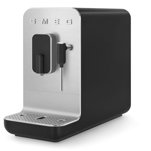 Smeg BCC02BLMEU Kompakte Kaffeevollautomat mit Dampffunktion Schwarz von Smeg