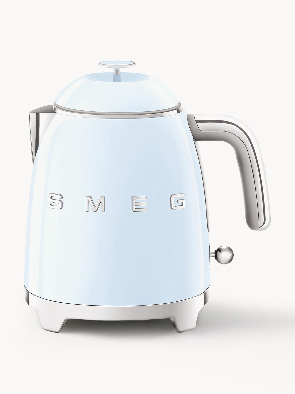 Wasserkocher 50's Style, 800 ml von Smeg