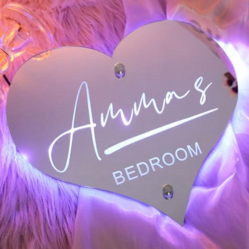 Personalisierte LED Spiegel mit Name, Wandspiegel für Schlafzimmer und Wohnzimmer, Name Nachtlicht, Geschenkidee für Weihnachten, Valentinstag, Geburtstag, Perfekt für Mütter, Ehefrauen, Freundin von Smile lab