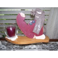 Schneemann Handgefertigter, Handbemalter Holz Nigel Schneemann Mit Ihren Füßen Über Kerze von SmileyKats