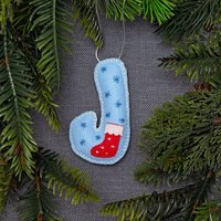 Filz Initial Ornament Gesticktes Monogramm Weihnachtsdekor von SmilingBabyBook