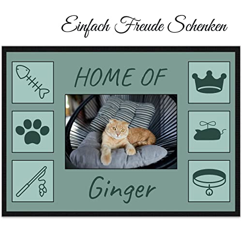 Personalisierte Foto-Fußmatte mit Spruch Bedruckt | Home of 1 Katze | Geschenkidee zum Einzug, Für Freunde, Dankeschön | 60X40cm von Smyla