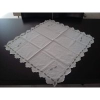 Jahrgang Hemstitched Handgefertigte Weiße Leinen Kleine Tablecloth.excellent Cotton.antique Linens.romantic Geschenk Mutter Day.centrino von SnGHandmadeStudio