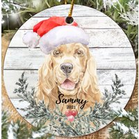 Personalisierter Haustier Weihnachtsornament, Keramik Weihnachtsschmuck, Personalisierter Haustiername Ornamente, Familie Xmas Hund Cocker Spaniel von SnatchedUpStore