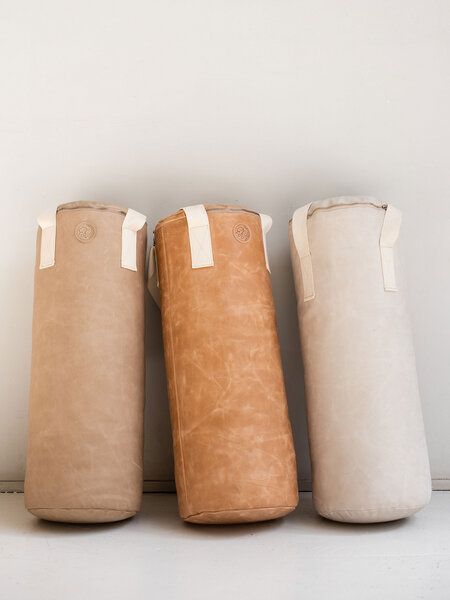 Snekkerbuks Handgearbeiteter Boxsack aus Leder von Snekkerbuks