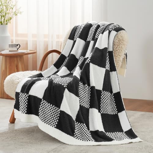 Snuggle Sac Karierte Überwurfdecke, schwarzes Büffelkaro, Lux-Mikrofaser, Flauschige Decke für Couch, wendbare, gemütliche Strickdecke, schwarz-weiß, 127 x 152,4 cm Snuggle Sac Karierte Überwurfdecke, schwarzes Büffelkaro, Lux-Mikrofaser, Flauschige Decke für Couch, wendbare, gemütliche Strickdecke, schwarz-weiß, 127 x 152,4 cm von Snuggle Sac