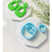 Abstrakte Donut Ausstechform Set Kreis Kieselstein Form von SoCalCutterCo