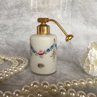 Antike Opalin-Sprühflasche, Badezimmerdekoration Antike Opalin-Sprühflasche, Badezimmerdekoration von SoFrenchAntiques