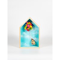 Handgefertigte 3D-Schattendose «Up» von SofiaFileasArt