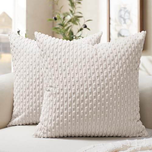 Softalker Kissenbezug 65x65 Beige Weiß Cord 2er Set flauschig Weihnachten Große Kissenhülle Kissenbezüge Zierkissenbezug Sofakissen Couchkissen Dekokissen Deko Wohnzimmer Sofa Stuhl Couch Schlafzimmer Softalker Kissenbezug 65x65 Beige Weiß Cord 2er Set flauschig Weihnachten Große Kissenhülle Kissenbezüge Zierkissenbezug Sofakissen Couchkissen Dekokissen Deko Wohnzimmer Sofa Stuhl Couch Schlafzimmer von Softalker