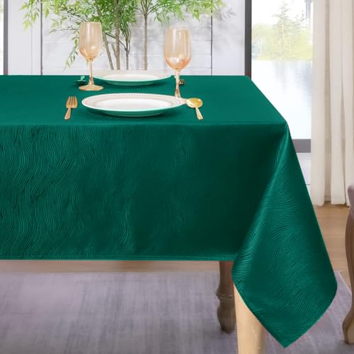 Softalker Tischdecke Weihnachten Grün 100x140 mit Jacquard-Wellenmuster Abwaschbar Wasserabweisend Abwischbar Fleckschutz rechteckig Tischtuch für Outdoor Draußen Garten Party Geburtstag Winter Softalker Tischdecke Weihnachten Grün 100x140 mit Jacquard-Wellenmuster Abwaschbar Wasserabweisend Abwischbar Fleckschutz rechteckig Tischtuch für Outdoor Draußen Garten Party Geburtstag Winter von Softalker