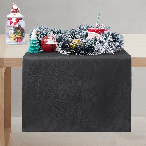 Softalker Tischläufer dunkle Grau Modern Jacquard Wellenmuster-Design 40x180 cm Wasserabweisend Herbst Winter Sommer Dekoration für Esstisch Küche Wohnzimmer Garten Outdoor Draußen Party Weihnachten Softalker Tischläufer dunkle Grau Modern Jacquard Wellenmuster-Design 40x180 cm Wasserabweisend Herbst Winter Sommer Dekoration für Esstisch Küche Wohnzimmer Garten Outdoor Draußen Party Weihnachten von Softalker