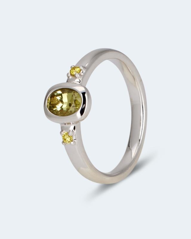 Ring mit Mali Granat und Brillant von Sogni d'oro