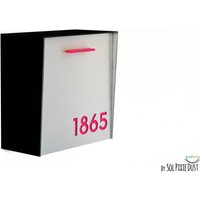 Briefkasten Mit Aluminiumbürste Silber Gesicht, Schwarzer Körper Und Rosa Acryl Nummer, Modernes Design, Benutzerdefinierte Mailbox, Wall Mounted von SolPixieDust