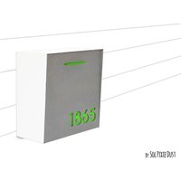 Briefkasten Mit Beton Gesicht | Tür, Weißer Aluminiumkorpus Und Hellgrüner Acryl Nummer, Modernes Design, Custom Wall Mounted Mailbox, Typ 1 von SolPixieDust