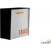 Briefkasten Mit Silberfarbenem Gesicht Aus Aluminiumbürste, Schwarzem Körper Und Orangefarbener Acrylnummer, Modernes Design, Benutzerdefinierter von SolPixieDust