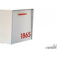 Briefkasten Mit Silbernem Gesicht Und Körper Aus Aluminiumbürste Roter Acrylnummer, Modernes Design, Benutzerdefinierter Briefkasten von SolPixieDust