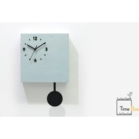 Holz Time Box Uhr - Geheimfach Entenei Kreide Pendeluhr Küchendekoration Wohnzimmer Schlafzimmer Wanddeko von SolPixieDust