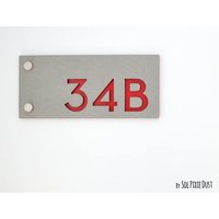 Moderne Hausnummern , Rechteck Beton Mit Roter Acryl - Hausadresse Schild Türnummer Moderne Hausnummern , Rechteck Beton Mit Roter Acryl - Hausadresse Schild Türnummer von SolPixieDust